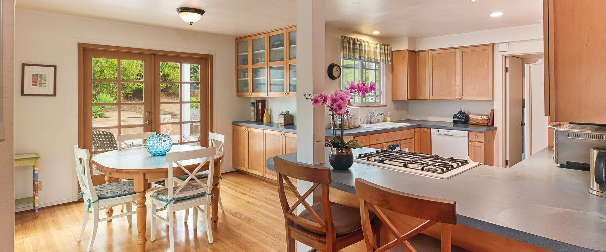 3916 Foothill Road, Santa Barbara, California 93110, 3 Bedrooms Bedrooms, ,2 BathroomsBathrooms,Home,SOLD,Foothill Road,1020